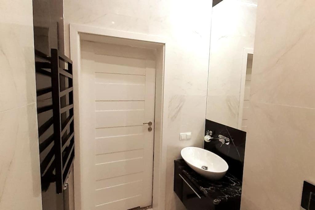 Luxury Apartment - Rakowicka 6 Krasków Exterior foto